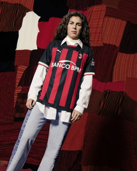 Maglia AC Milan Ibrahimović 11 Divisa Prima 2022/23 Maglia AC Milan Ibrahimović 11 Divisa Prima 2022/23